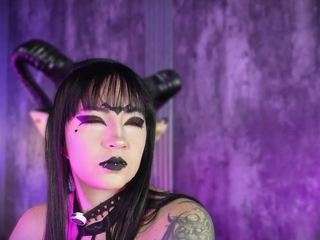 Hottie Ayleen